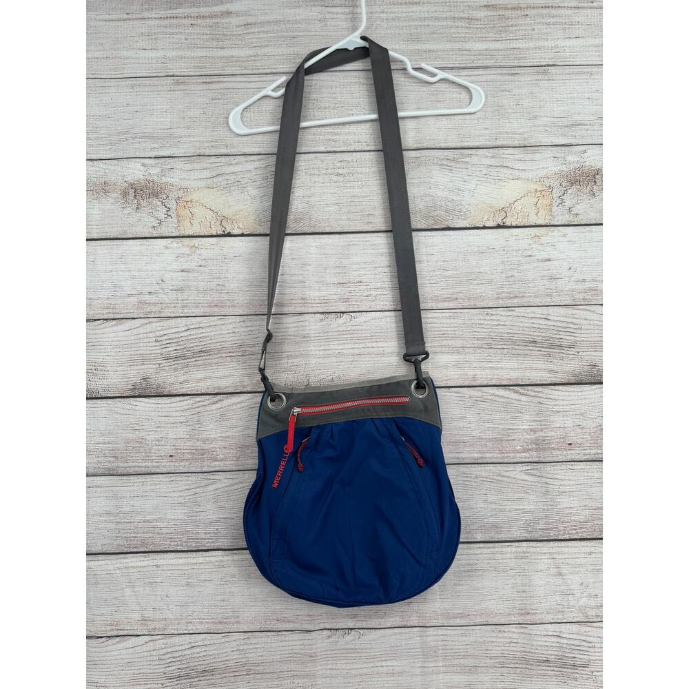 Merrell Crossbody Bag Magentic Closure 3 External Pockets Athletic Outdoor